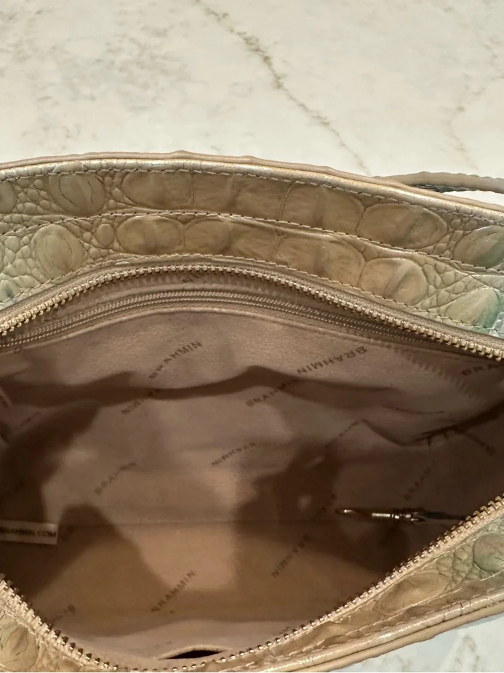 Brahmin Carrie Crossbody & Matching Ady Wallet in Ocean Ombre - EUC - Picture 7 of 11